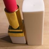 Vibrator lipstick